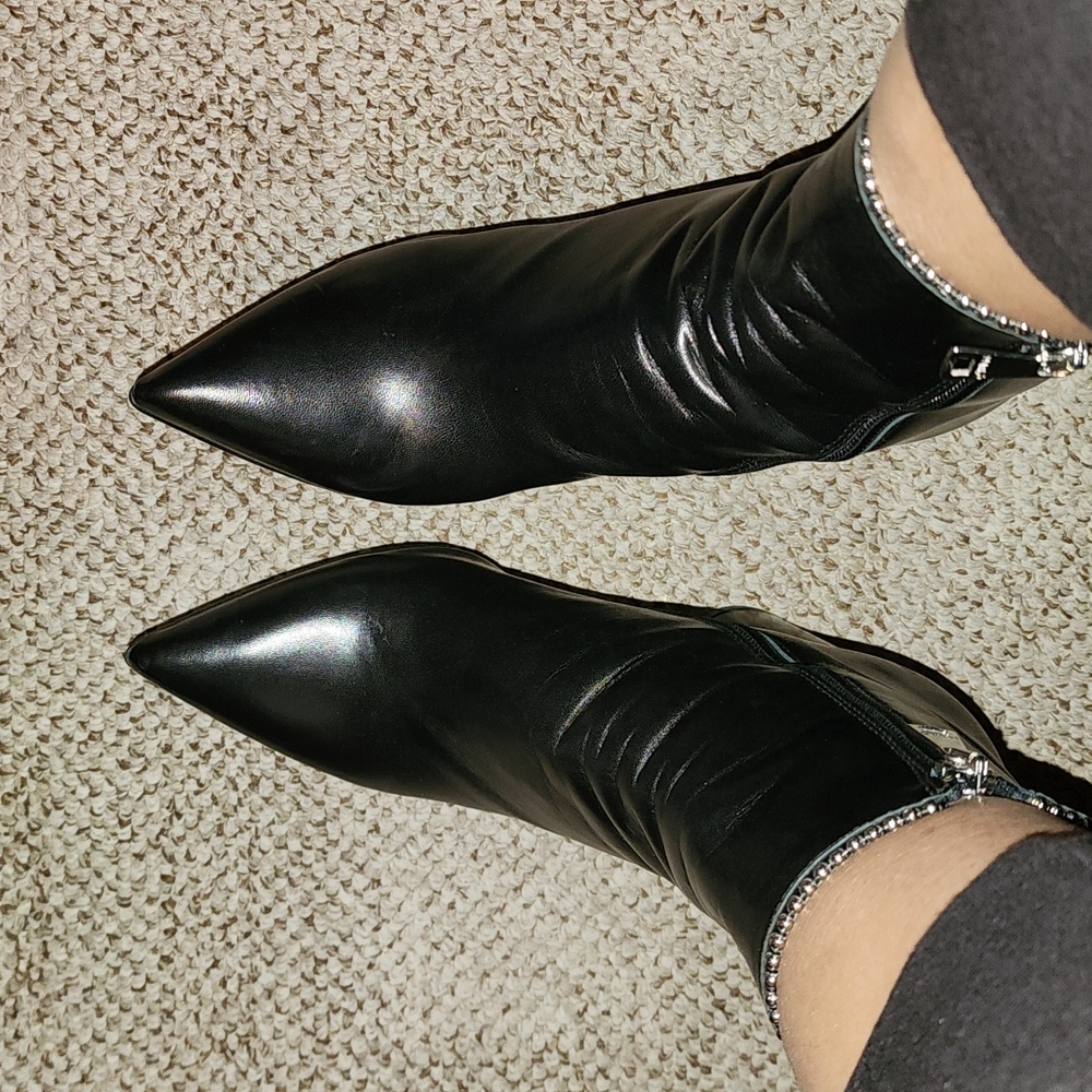 MADE IN ITALY MA&LO BLACK REAL LEATHER STUD TRIM BOOTIES EUC SIZE 40 - Picture 7 of 13